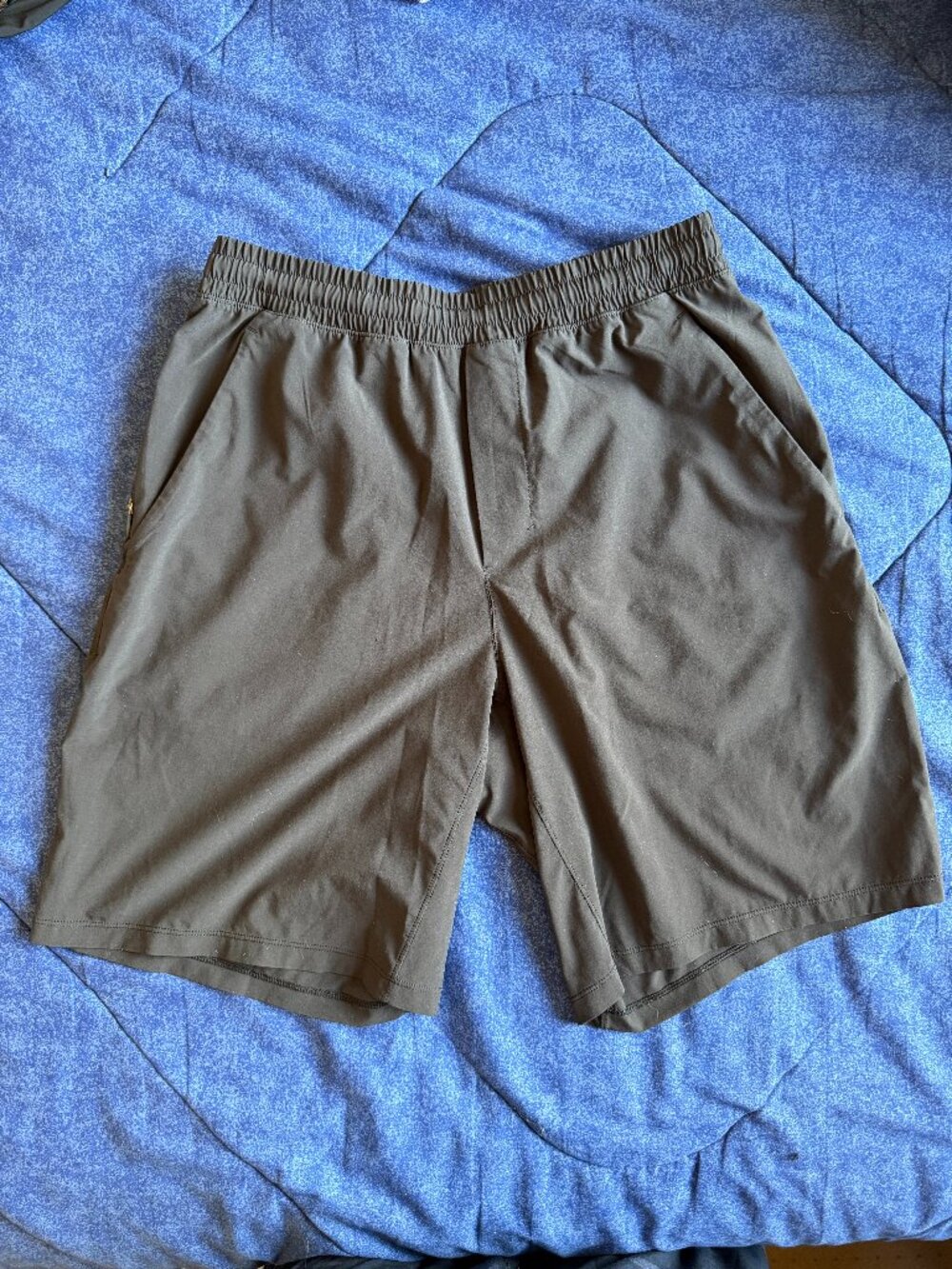 Lululemon Pace Breaker Short 9" Men's M Olive/Gray